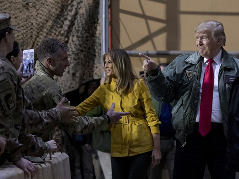 Donald Trump auprès des troupes américaines en Irak