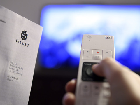 Redevance à la baisse, TVA sur les achats en ligne