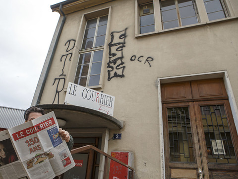 Le journal Le Courrier opère un virage serré à droite
