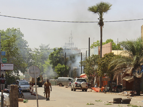 Etat d'urgence pour lutter contre les attaques djihadistes au Burkina Faso