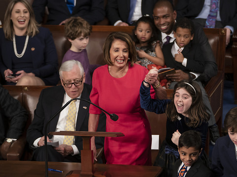 Nancy Pelosi reprend la tête de la Chambre des représentants