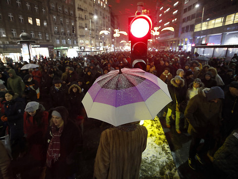 Nouvelle journée de manifestation contre le président serbe Vucic
