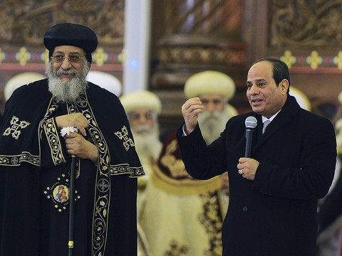 Le président égyptien inaugure une cathédrale près du Caire
