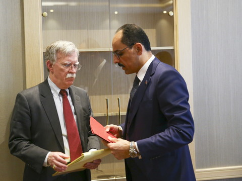 Syrie: Erdogan s'en prend à Bolton venu discuter du retrait US