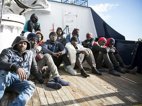 Les 49 migrants bloqués en Méditerranée ont débarqué à Malte