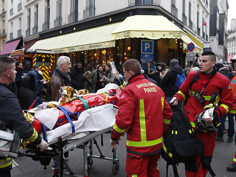 Explosion due au gaz à Paris: 36 blessés, dont 12 graves