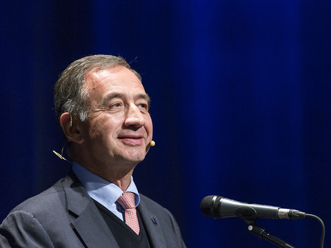 L'UE s'impatiente sur l'accord-cadre et accroît la pression