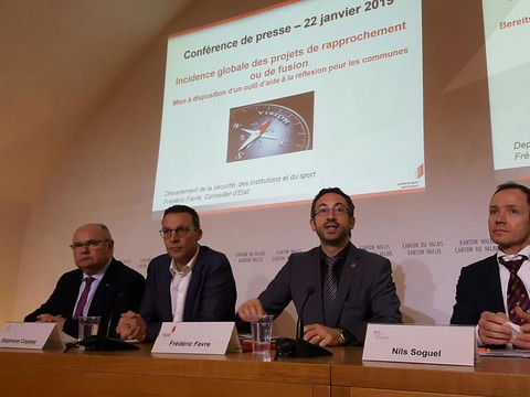 Le Valais veut aider ses communes à fusionner