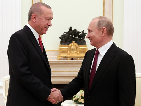 Erdogan à Moscou pour discuter de la Syrie avec Poutine