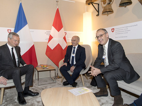 Guy Parmelin a parlé d'huile de palme avec son homologue malaisien au WEF