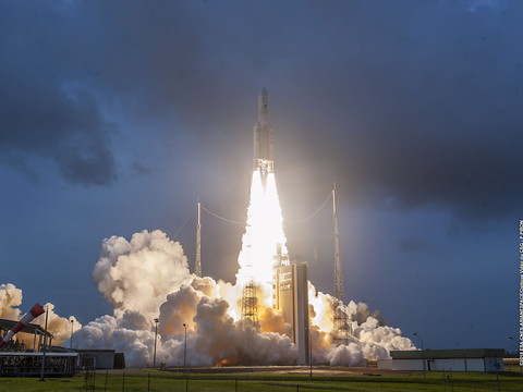 Face aux dangers de l'espace, l'ESA imagine des parades