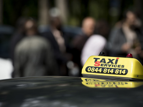 Le Grand Conseil vaudois cadre les activités des taxis