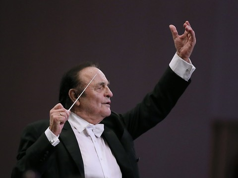 Accusé de harcèlement, Charles Dutoit dirigera un concert en France