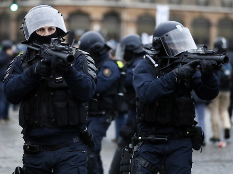 Le Conseil d'Etat français refuse de suspendre l'usage du LBD