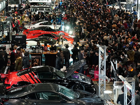 Nombreuses nouvelles petites marques au Salon de l'automobile