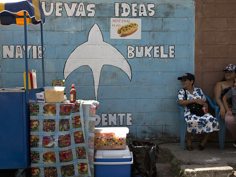 Les Salvadoriens aux urnes pour élire leur président