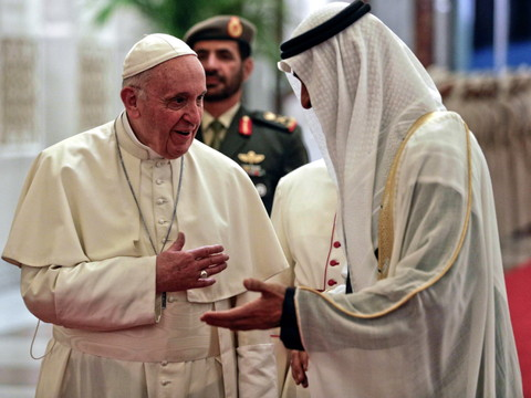 Le pape François aux Emirats arabes unis pour une visite historique