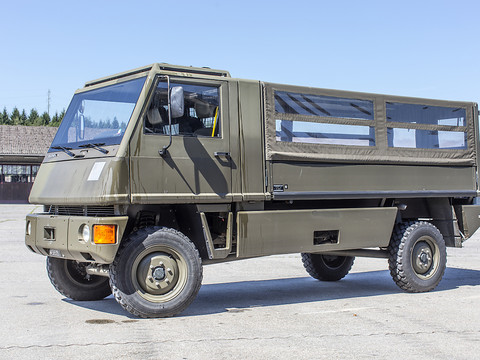 Nouveau retard dans la livraison des camions Duro à l'armée