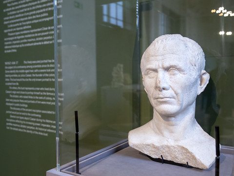 César et le Rhône: oeuvres antiques au Musée d'art et d'histoire