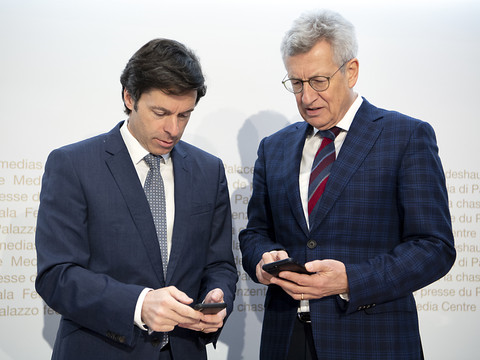 Les fréquences 5G attribuées à Swisscom, Sunrise et Salt