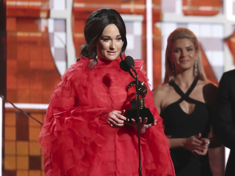 Grammy Awards: Kacey Musgraves remporte l'