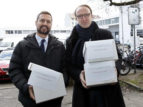 Droite et gauche à couteaux tirés à propos du futur de la CPEG