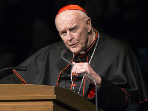L'ex-cardinal McCarrick, accusé d'abus sexuels, défroqué