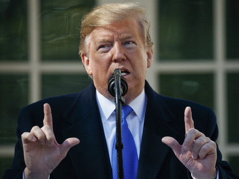 Trump menace les militaires vénézuéliens pro-Maduro de tout perdre