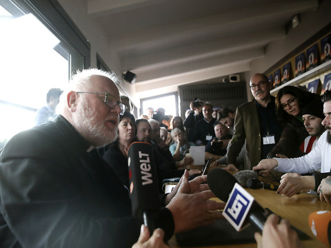 Abus sexuels: un cardinal admet la destruction de dossiers