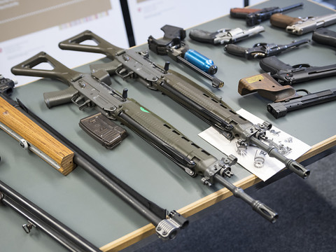Les opposants à la loi sur les armes entrent en campagne
