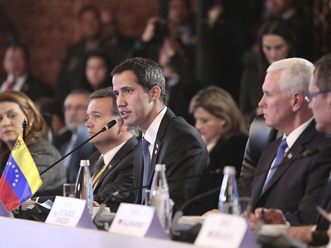 Les Etats-Unis n'écartent aucune option