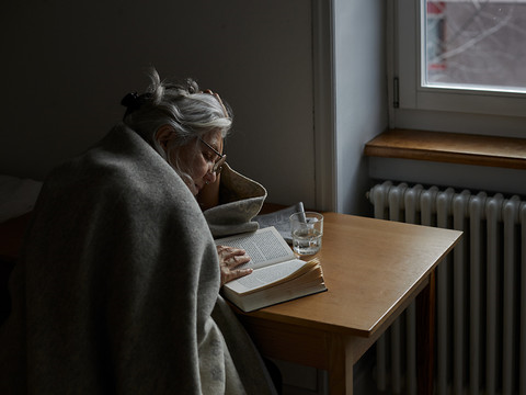 Sentiments mitigés face au vieillissement, selon un sondage