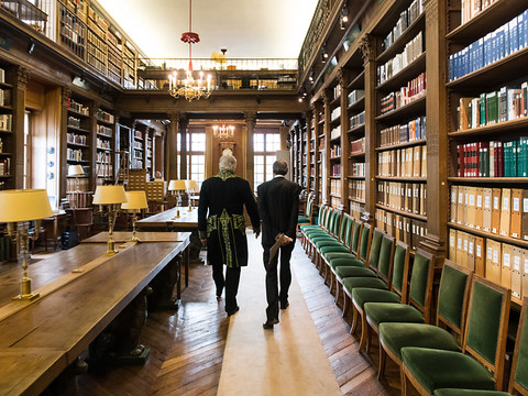 La féminisation des noms de métiers plus un tabou à l'Académie