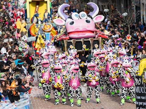 Bellinzone: plus de 30'000 spectateurs au carnaval dimanche