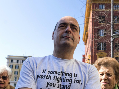 La gauche italienne a élu son leader pour affronter les populistes