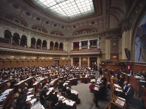 Assurances sociales et rail à l'honneur en ouverture de session
