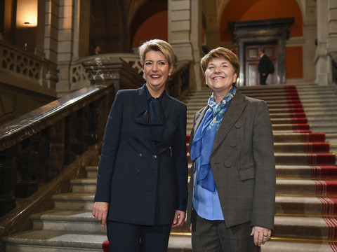 Contre des places garanties aux femmes au sein du Conseil fédéral