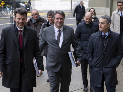 Accord institutionnel: les partis réaffirment leur position