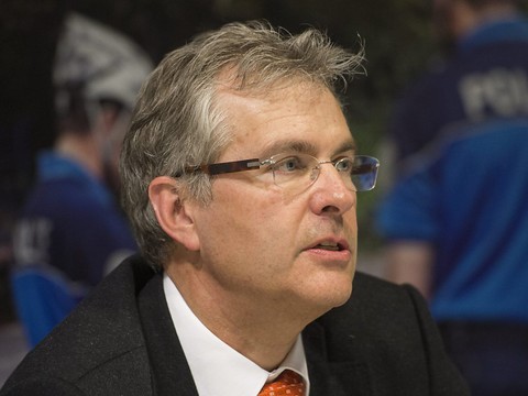 Coup de gueule du commandant Antenen contre 