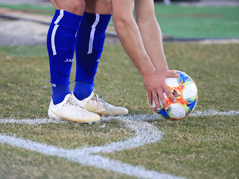 Footballeur fribourgeois condamné après un tacle