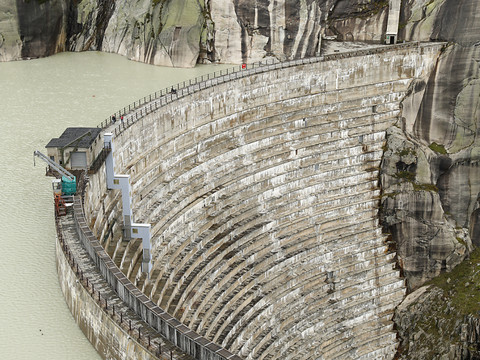 Implenia remporte un contrat pour le barrage sur le lac de Grimsel