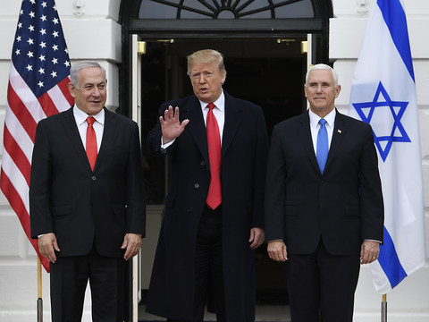 Golan: Trump signe le décret reconnaissant la souveraineté d'Israël