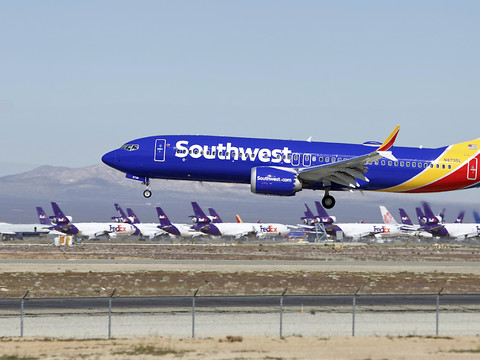 Atterrissage d'urgence d'un Boeing 737 MAX aux Etats-Unis