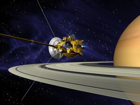Saturne: de nouveaux gros plans des mini-lunes