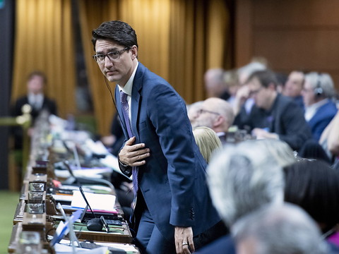 Des documents relancent les allégations d'ingérence contre Trudeau