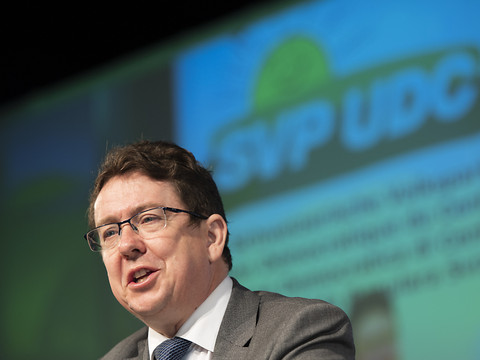 Le président de l'UDC Albert Rösti appelle à la mobilisation