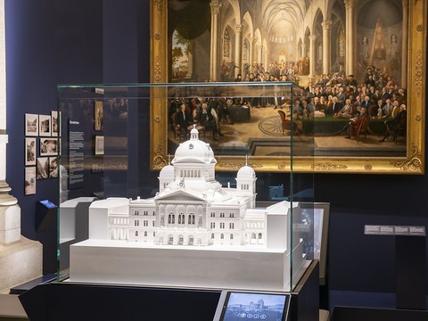 Exposition permanente sur la Suisse mise à jour au Musée national