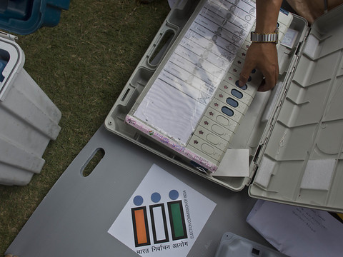 Coup d'envoi des élections législatives géantes en Inde