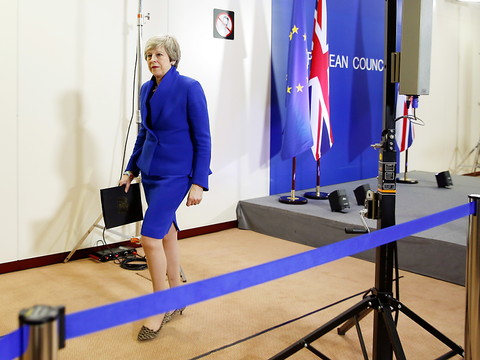 L'UE donne six mois de plus au Royaume-Uni pour réussir sa sortie