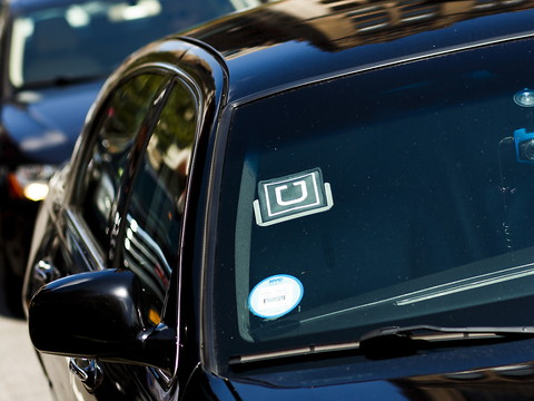 Uber fait un pas en direction des chauffeurs romands
